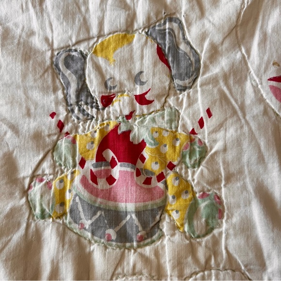 50”x55” Hand QuiltedVintage Baby Quilt. - Picture 12 of 16